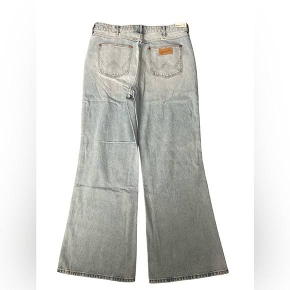 Wrangler Light Blue Flare Jeans - Picture 12 of 13